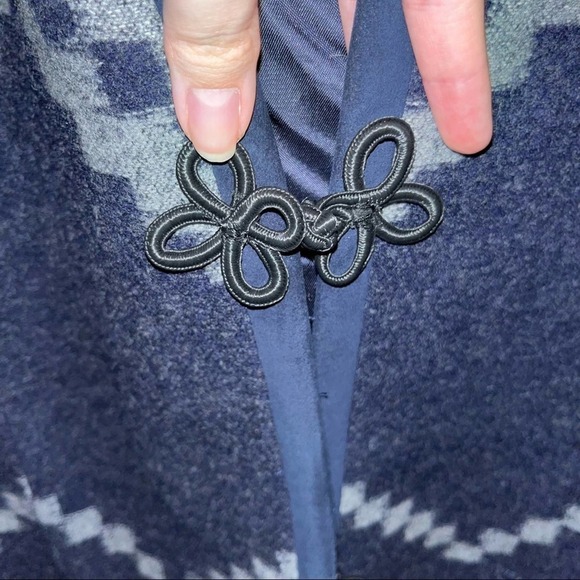 Pendleton Aztec Western Print 100% Virgin Wool Coat Size XLarge - Picture 4 of 12